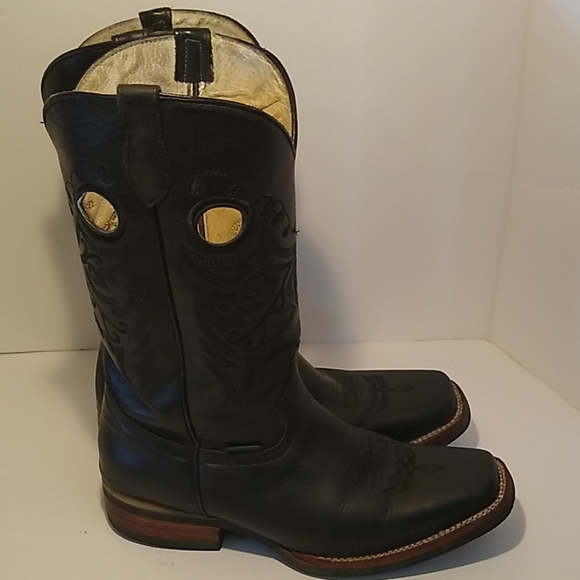 Size 8 Los Gueritos boots - Picture 4 of 4